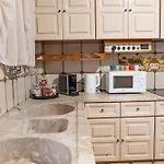 το αρχοντικό της ειρήνης Apartamento *