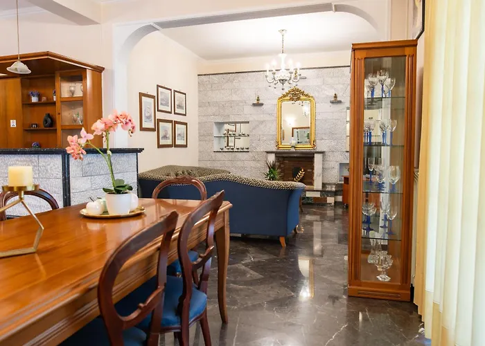 το αρχοντικό της ειρήνης * Кос